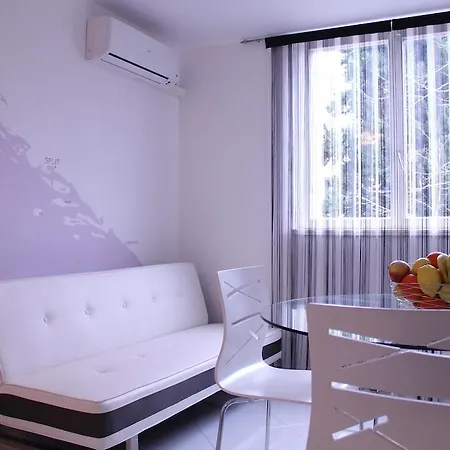 Apartment Mladena *