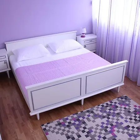 Apartament Mladena *