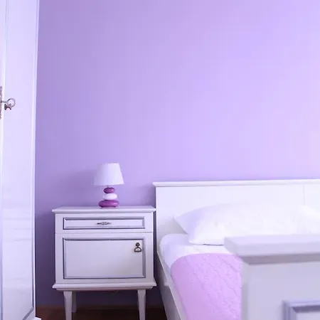 Apartment Mladena