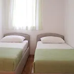 Apartment Mladena